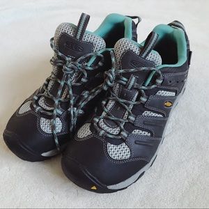 NWOT Women’s Keen Koven Hiking Shoe